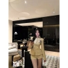 Bộ Vest Ngắn Vincent Dáng Tiểu Thư Hiện Đại: Set Tweed Dáng Ôm Thanh Lịch, 420.000₫ 9