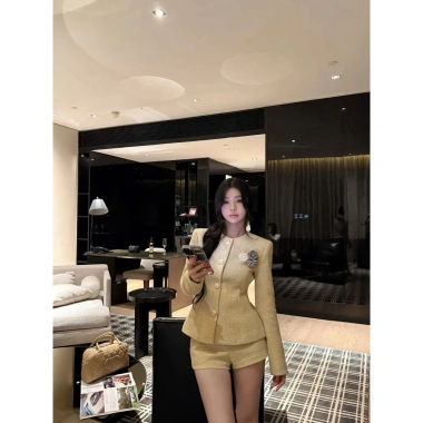 Bộ Vest Ngắn Vincent Dáng Tiểu Thư Hiện Đại: Set Tweed Dáng Ôm Thanh Lịch, 420.000₫ 9