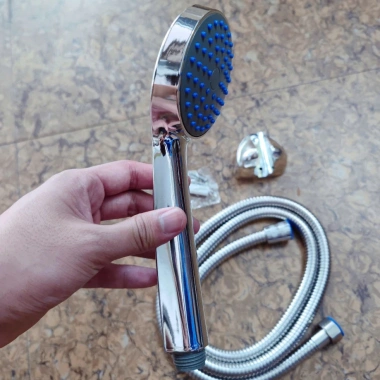 Bộ Vòi Hoa Sen Tắm Nóng Lạnh Tăng Áp Mặt Xanh Tiện Dụng - Giá chỉ 15.000 VND 8 Bộ Vòi Hoa Sen Tắm Nóng Lạnh Tăng Áp Mặt Xanh Tiện Dụng - Giá chỉ 15.000 VND 8