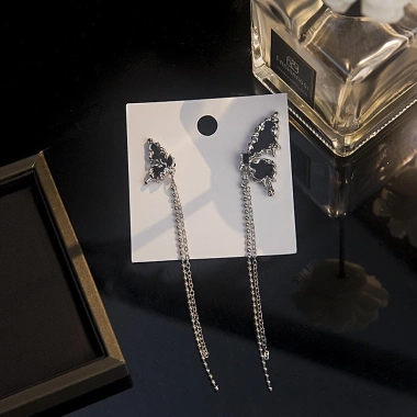 Bộ Vòng Cổ Bông Tai, Nhẫn, Phụ Kiện Bướm Đen Cá Tính: Giá 18.900đ 7