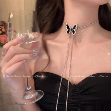 Bộ Vòng Cổ Bông Tai, Nhẫn, Phụ Kiện Bướm Đen Cá Tính: Giá 18.900đ 10