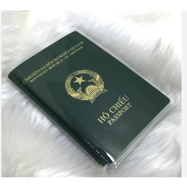 Bọc Hộ Chiếu Nhựa Mềm Trong Suốt 19x13.5cm - Thay Thế Dễ Dàng, Giá 15.000 VNĐ
