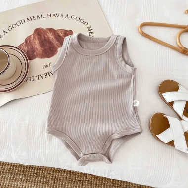Body Sát Nách Pig BeBe - Áo Liền Quần Không Tay Cotton 100% Mềm Mịn, Thấm Hút Mồ Hôi, 89.000đ 6 Body Sát Nách Pig BeBe - Áo Liền Quần Không Tay Cotton 100% Mềm Mịn, Thấm Hút Mồ Hôi, 89.000đ 6