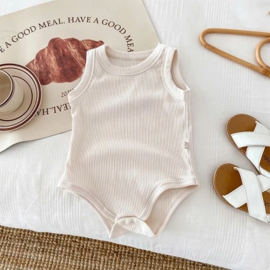 Body Sát Nách Pig BeBe - Áo Liền Quần Không Tay Cotton 100% Mềm Mịn, Thấm Hút Mồ Hôi, 89.000đ 7 Body Sát Nách Pig BeBe - Áo Liền Quần Không Tay Cotton 100% Mềm Mịn, Thấm Hút Mồ Hôi, 89.000đ 7