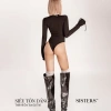 Body suit nữ khoét ngực dây đan, tay loe dài, thun gân ôm dáng, nút bấm màu kem Dionysus 360k 3