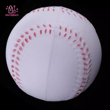 Bóng Chày Mềm 9cm Cao Cấp Handmade cho Học Sinh - Giá Ưu Đãi 37.400₫