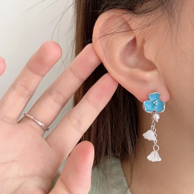 Bông tai bạc 925 cánh hoa xanh men, thiết kế dầu nhỏ giọt - giảm giá 16% chỉ 112.987đ