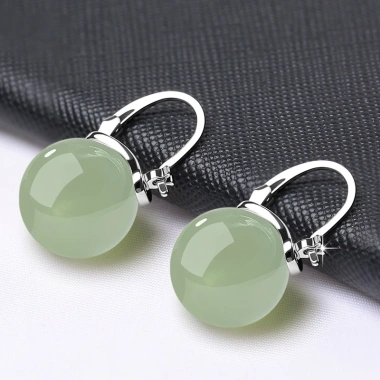 Bông tai bạc Hetian Jade 2.025 phong cách dân tộc retro Trung Quốc, hạt tròn thanh lịch, đá ngọc băng - Giá chỉ 399.773₫