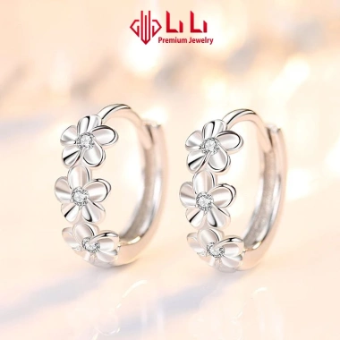Bông tai bạc nữ LiLi S925 đá CZ cao cấp hình bông hoa 5 cánh – Thiết kế cute, sang trọng, phù hợp mọi trang phục