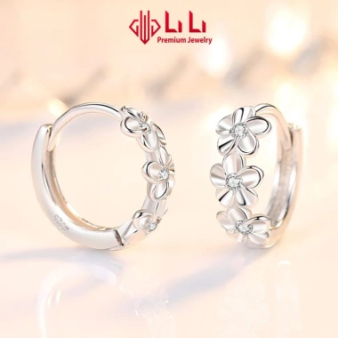 Bông tai bạc nữ LiLi S925 đá CZ cao cấp hình bông hoa 5 cánh – Thiết kế cute, sang trọng, phù hợp mọi trang phục 5