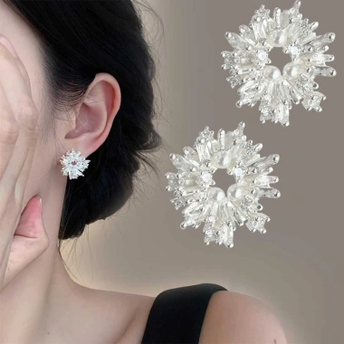 Bông Tai Hình Học Thời Trang Ngọc Trai Kim Cương Giả Cao Cấp Phong Cách Mới 3