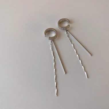 Bông tai kim loại dài Hàn Quốc cá tính - phối đồ, đi học, đi chơi, 26.250₫ 6