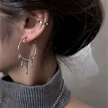 Bông Tai Kim Loại Hàn Quốc Giọt Nước - Cá Tính Dễ Phối Đồ Giá 36.000đ BT.170