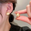 Bông tai ngọc trai hai mặt bạc đinh tán - Trang sức tối giản thanh lịch cho nữ, giá 76.140₫ 3
