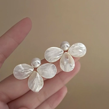 Bông tai ngọc trai hoa mạ bạc Pháp ánh sáng thanh lịch, sang trọng, quà tặng nữ