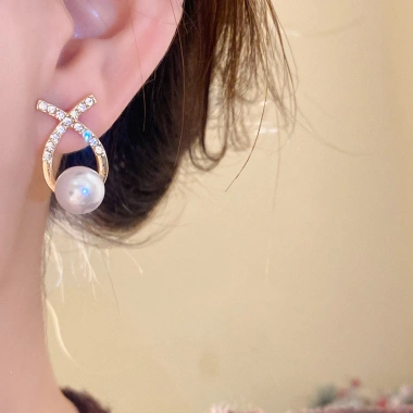 Bông tai ngọc trai kim cương nhân tạo Pháp cổ điển - Sang trọng, chỉ 50.760₫ 9 Bông tai ngọc trai kim cương nhân tạo Pháp cổ điển - Sang trọng, chỉ 50.760₫ 9
