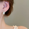 Bông tai ngọc trai nữ thiết kế cánh hoa thanh lịch – thời trang sang trọng, giá chỉ 37.600 VND 5