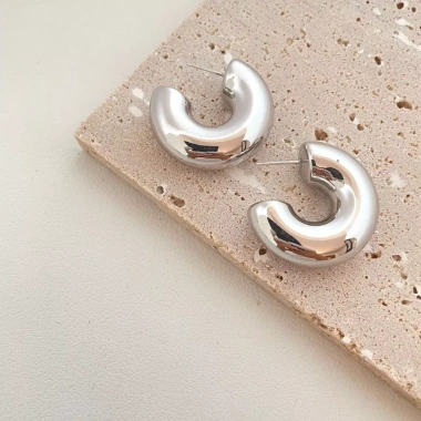 Bông Tai Nữ Bản To Dày Nhựa - Phong Cách Cá Tính Âu Mỹ, Đi Chơi & Tiệc, 22.500₫ 9
