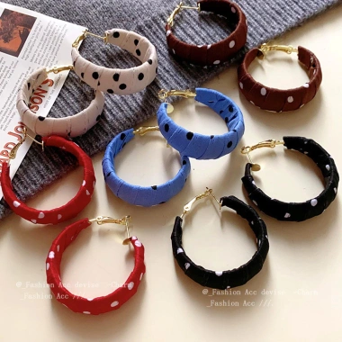 Bông tai nữ chấm bi tròn phong cách vintage tối giản phụ kiện cao cấp đa năng giảm giá 22%