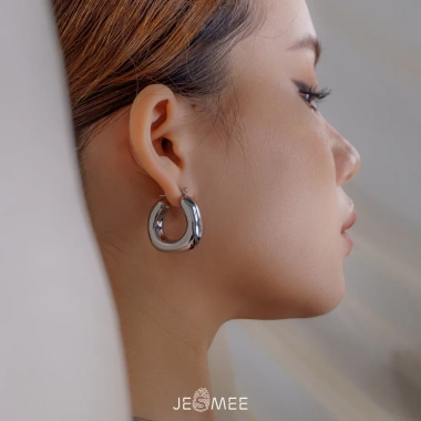 Bông tai nữ Chunky Hoops Jesmee titanium kích to, thiết kế đơn giản - 319.000₫