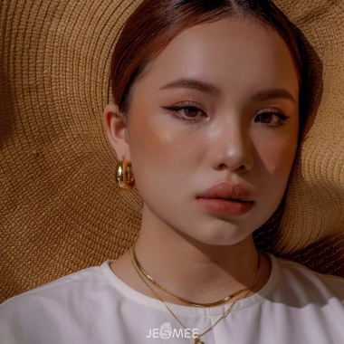 Bông tai nữ Chunky Hoops Jesmee titanium kích to, thiết kế đơn giản - 319.000₫