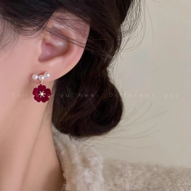 Bông Tai Nữ Retro Cao Cấp Thu Đông Đỏ Nhung Ngọc Trai – Không Xỏ Tai, Giá 64.735đ 3