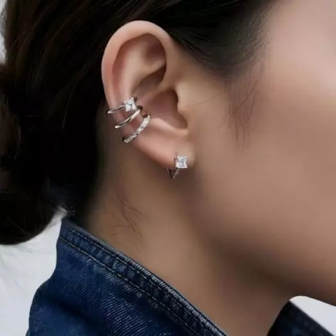 Bông Tai Nữ Thép Titan 316L Zircon Ba Vòng, Hộp Tinh Tế – Giá 319.000₫ 4