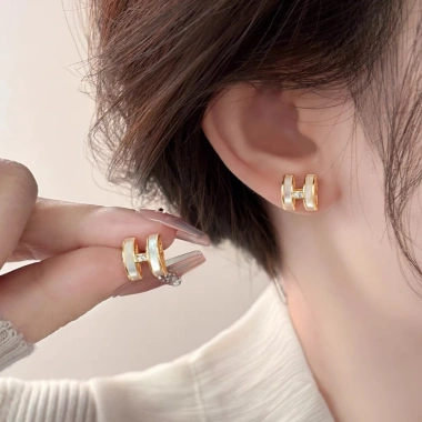 Bông Tai S925 Bạc Dainty Tối Giản - Quà Trang Sức Nữ Giá 45.120₫