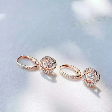 Bông tai Swarovski hoa tai dancing đá tròn sang trọng, nữ tính - Giá ưu đãi 770.000đ 3 Bông tai Swarovski hoa tai dancing đá tròn sang trọng, nữ tính - Giá ưu đãi 770.000đ 3