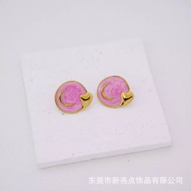 Bông tai thép titan mặt trăng tình yêu phong cách cá tính sáng tạo giảm giá 23% 2 Bông tai thép titan mặt trăng tình yêu phong cách cá tính sáng tạo giảm giá 23% 2