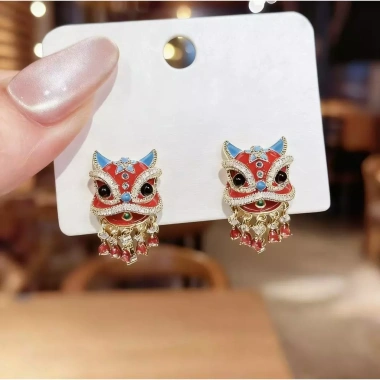 Bông tai thổ cẩm Trung Hoa đỏ - Phụ kiện sang trọng cho corsage, giảm giá 63.955₫ 3