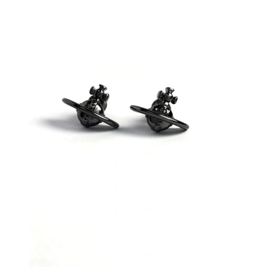 Bông tai Vivienne Westwood sao Thổ NANA - Thiết kế sang trọng, giá ưu đãi 267.368₫