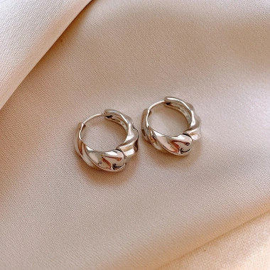 Bông tai vòng xoắn thu đông kim loại tối giản, trang sức nữ thanh lịch, giá 39.480₫