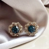 Bông tai Zircon Pháp retro màu xanh đậm – Sang trọng, độc đáo, chỉ 119.505₫