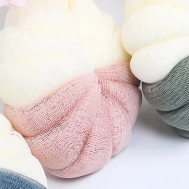 Bông tắm tròn múi cam 2 màu dễ thương giá siêu tiết kiệm 12.000đ, giảm từ 14.400đ