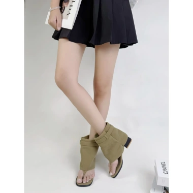 Boot cao gót xỏ ngón đế vuông hot trendy - Giá chỉ 254,250₫ - Thời trang mùa thu 5 Boot cao gót xỏ ngón đế vuông hot trendy - Giá chỉ 254,250₫ - Thời trang mùa thu 5