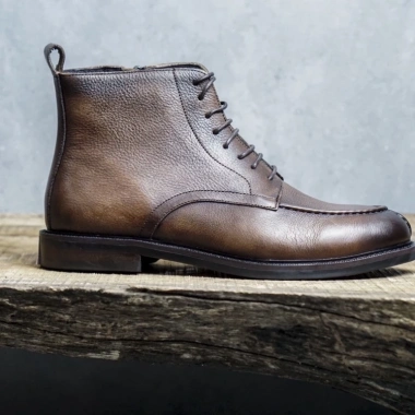 Boot nam ZANE cổ lửng da bê xám, zip kéo hông, mạnh mẽ - 6.337.500₫ 7 Boot nam ZANE cổ lửng da bê xám, zip kéo hông, mạnh mẽ - 6.337.500₫ 7