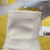 Boot nữ BEESHOES cổ thấp mũi tròn đế vuông cao 6 phân sẵn - màu đen kem giá 558,080₫ 6