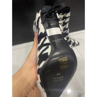 Boot nữ hà cò mới size 36 giảm giá, giá chỉ 900.000đ chất lượng cao chưa dùng