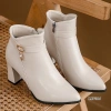 Boots nữ cao gót 8cm cổ ngắn, đế vuông mũi tròn - Thời trang công sở và dự tiệc 8