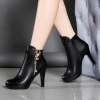 Boots nữ gót nhọn 8cm mũi tròn thời trang công sở phong cách Hàn Quốc giá 429.000₫ 3
