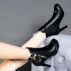 Boots nữ gót nhọn 8cm mũi tròn thời trang công sở phong cách Hàn Quốc giá 429.000₫ 7