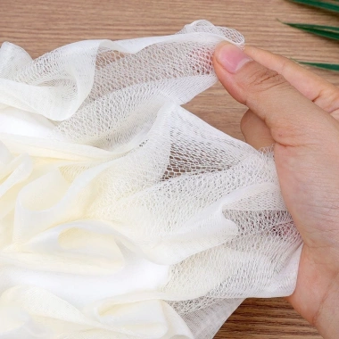 Bọt biển tắm ren hoa mềm mại, thân thiện da – Túi 2 trong 1 cho gel tắm & tẩy tế bào chết 9 Bọt biển tắm ren hoa mềm mại, thân thiện da – Túi 2 trong 1 cho gel tắm & tẩy tế bào chết 9