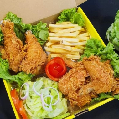Bột Chiên Gà Giòn KFC 1kg Giá Sốc, Giảm Đến 84.999đ và Tặng 50g Gia Vị Tẩm Gà