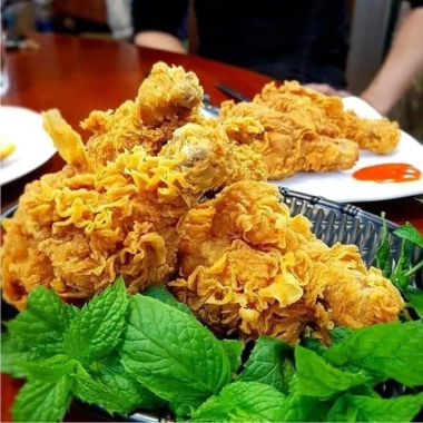 Bột Chiên Gà Giòn KFC 1kg Giá Sốc, Giảm Đến 84.999đ và Tặng 50g Gia Vị Tẩm Gà