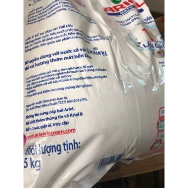 Bột giặt Ariel hương Downy Đam Mê 5kg - Sạch mềm, giảm giá 245,000 VND 2