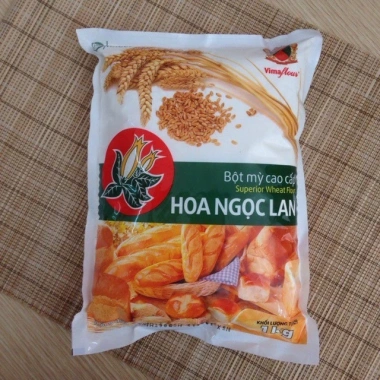 Bột mì đa dụng hoa ngọc lan - Giá 22.000đ, chất lượng cao, thích hợp làm bánh, giảm giá sốc