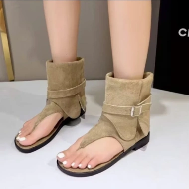 Bốt Nữ Da Lộn Xỏ Ngón 2 Màu Đen Nâu HOTTREND 2.025 - Chân Gầy Mỏng Đặt Lùi 1 Size (Full Box) 6 Bốt Nữ Da Lộn Xỏ Ngón 2 Màu Đen Nâu HOTTREND 2.025 - Chân Gầy Mỏng Đặt Lùi 1 Size (Full Box) 6