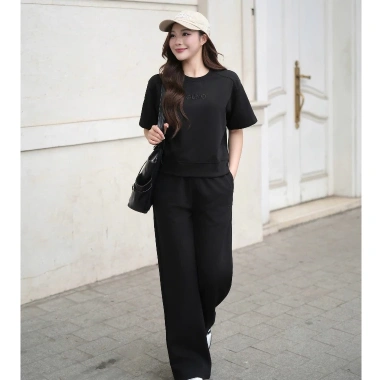 BST Modal Cool 2.026 Bộ Quần Áo GUNO Nam Nữ Tròn Quần Suông Logo Thêu 26BG03/26BB04 8 BST Modal Cool 2.026 Bộ Quần Áo GUNO Nam Nữ Tròn Quần Suông Logo Thêu 26BG03/26BB04 8