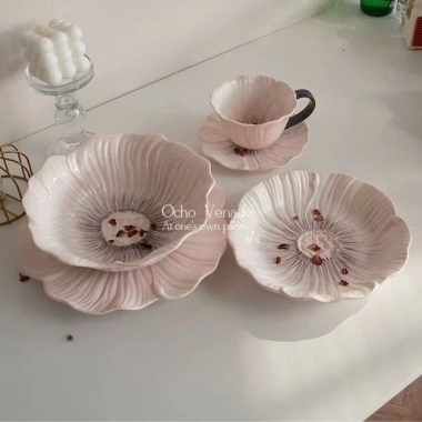 Bumi Homedecor Bộ Bát Đĩa Trà Gốm Sứ Hình Hoa Tím – Bàn Ăn & Ấm Cúng, 85.500₫